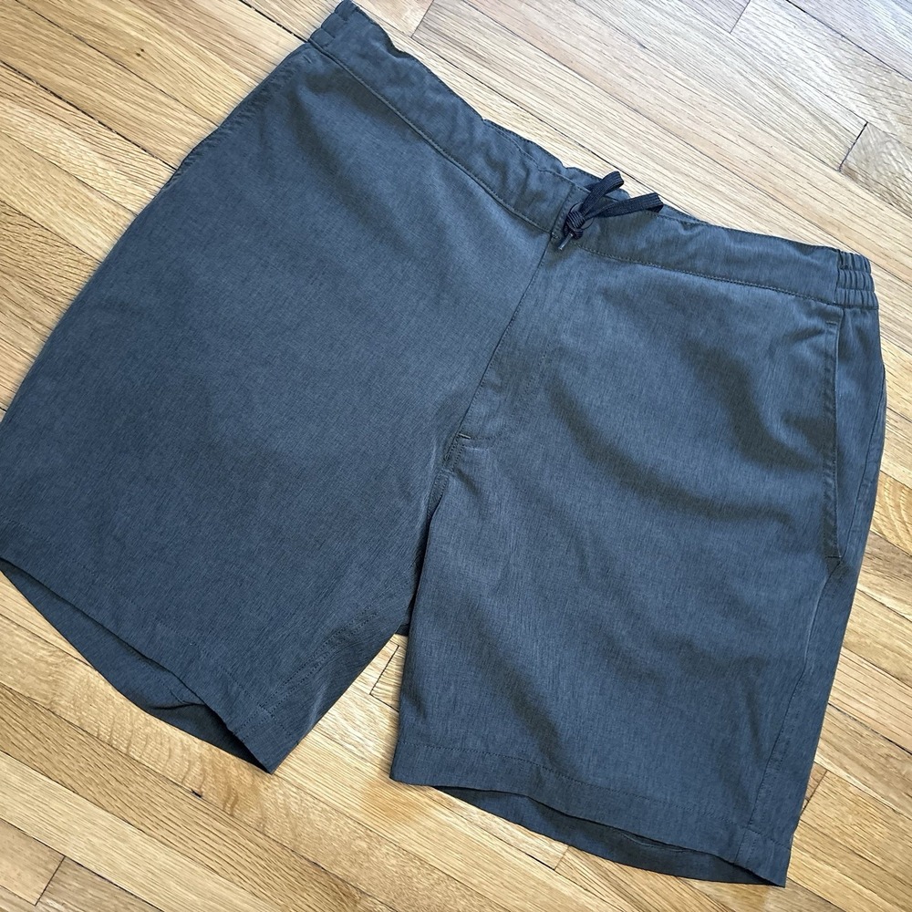 Thousand Miles All Day Shorts Men M Charcoal Gray‎ Travel Performance Athleisure